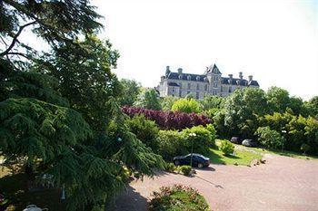 Restaurant Du Chateau De La Tour Hotel Beguey